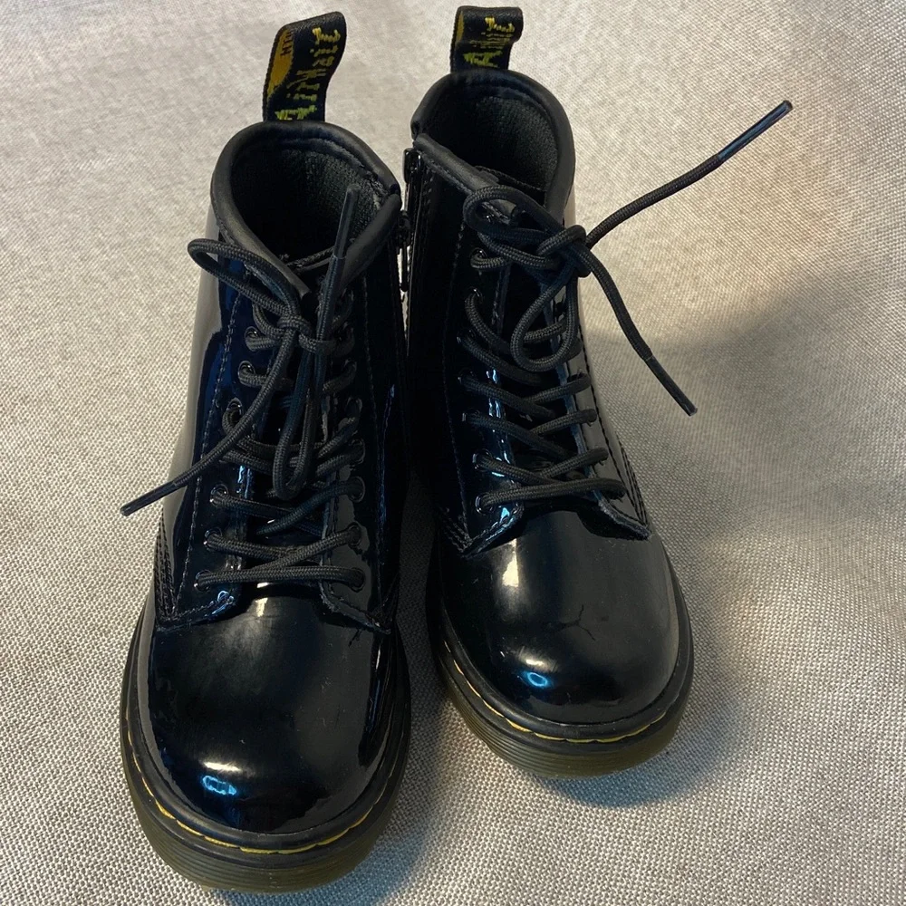Dr. Martens girl dr
